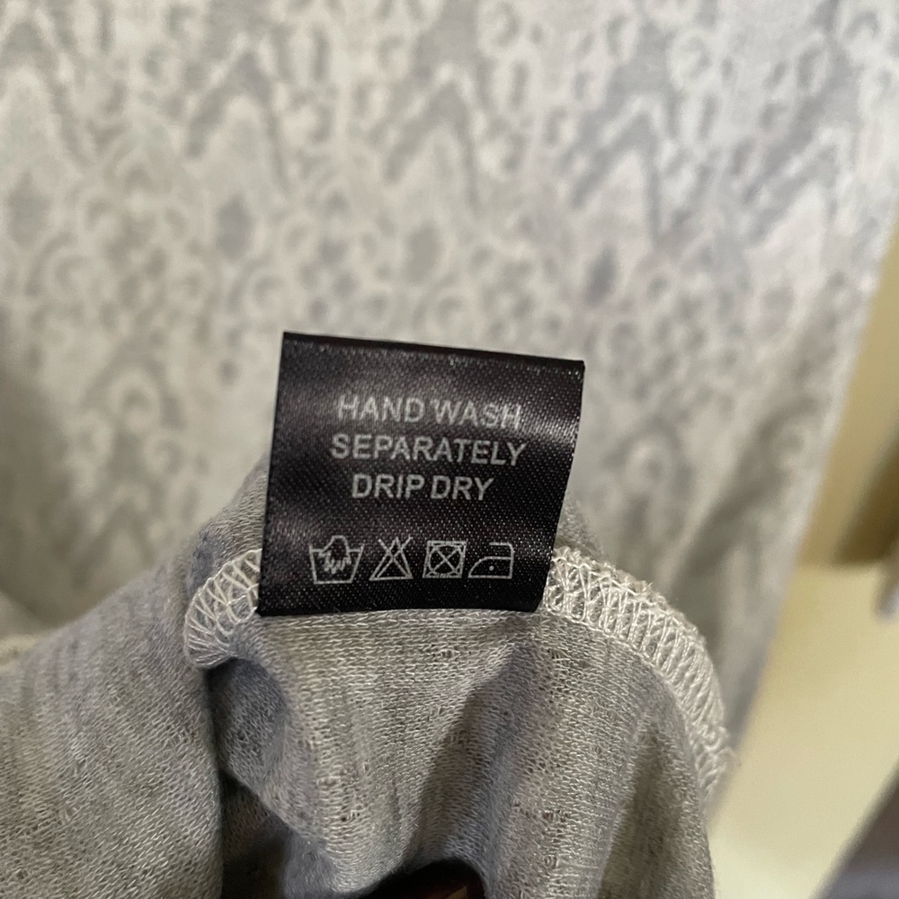 Young Threads New York City long sleeve form fitting dress. Size L gray/silver - Picture 7 of 8